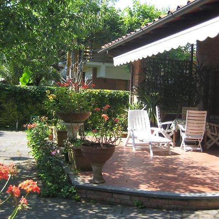 Villa Feltran Форте дей Марми Стая снимка