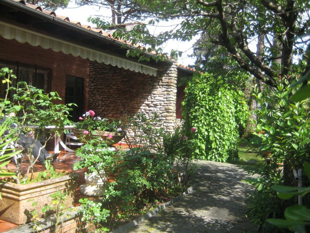 Villa Feltran Форте дей Марми Стая снимка